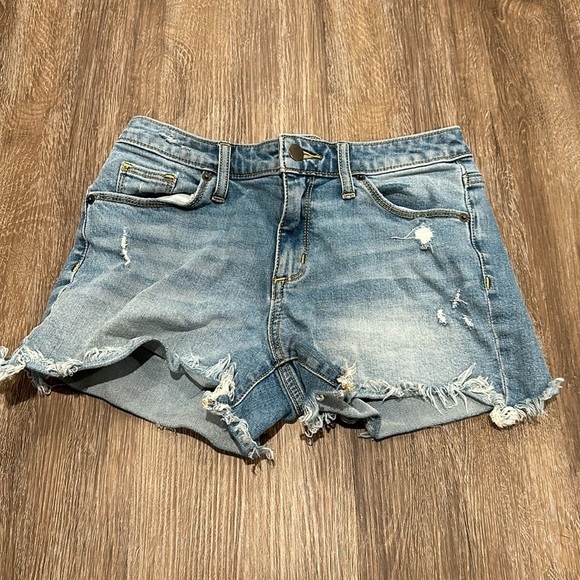 Universal Thread Women’s Jean Shorts - Size 25r - Picture 1 of 4